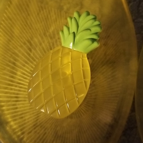 Pineapple Geli Sandals - Picture 2 of 2
